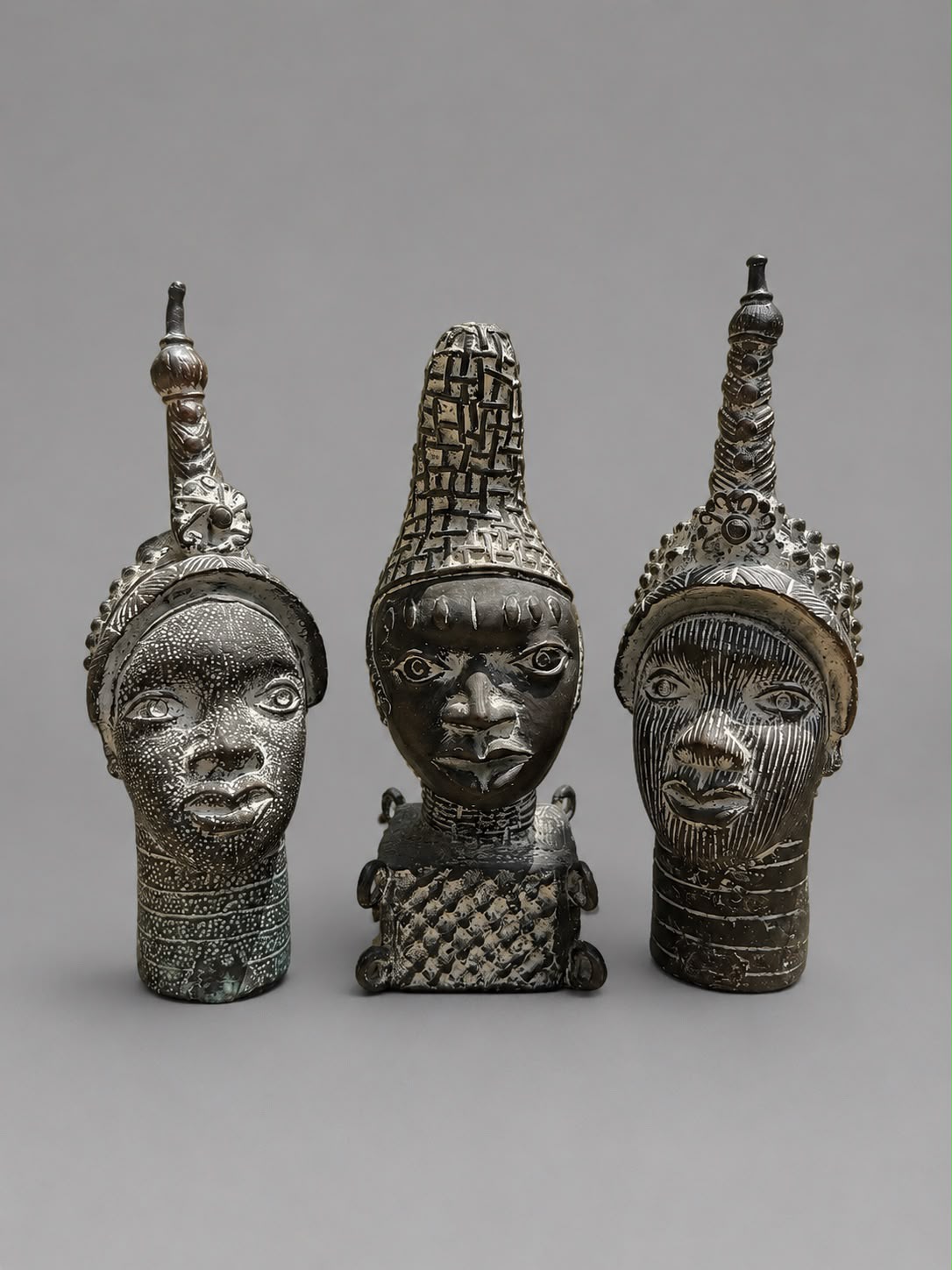 Set of 3 Vintage African Tribal Head Sculptures with White Pigment Detailing - 30cm