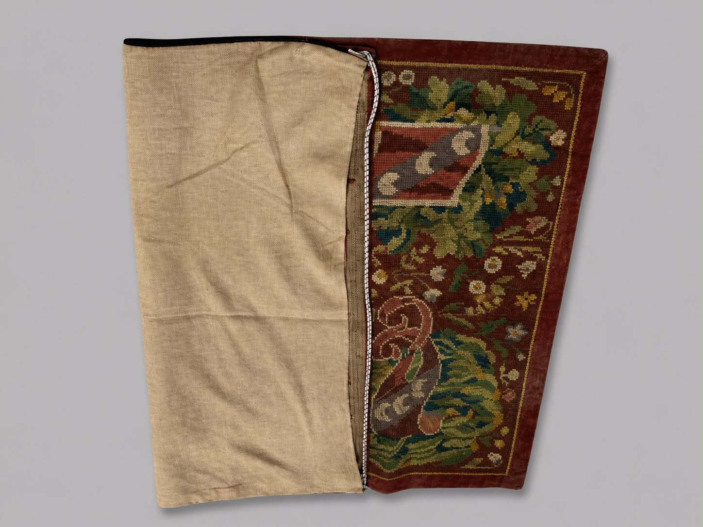 Vintage Medieval Tapestry Wall Hanging | The Lady with the Harp | Replica 193x130cm