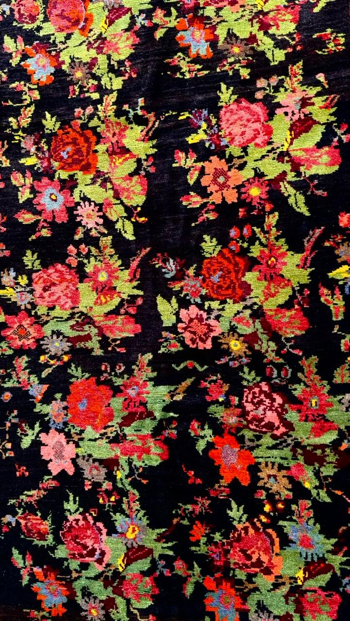 Bessarabian Floral Wool Rug – Black Ground, 208 × 136 cm