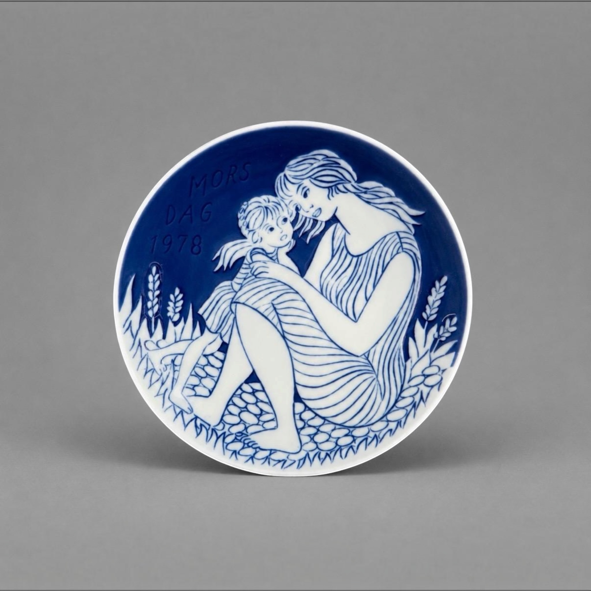Royal Copenhagen Mother's Day Collector Plates (1978 & 1979) | Set of 2 | Danish Porcelain - 16cm